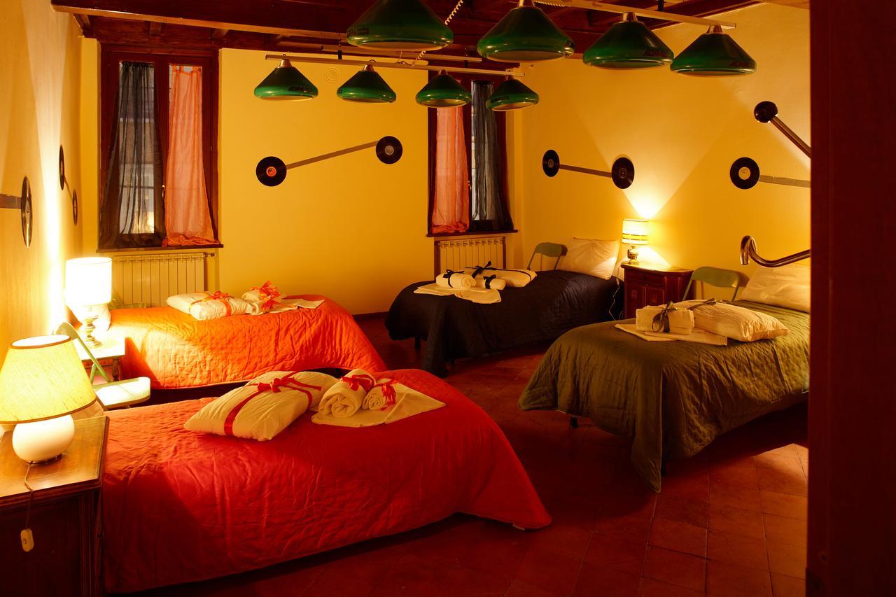 Mantua Hostal Eksteriør bilde